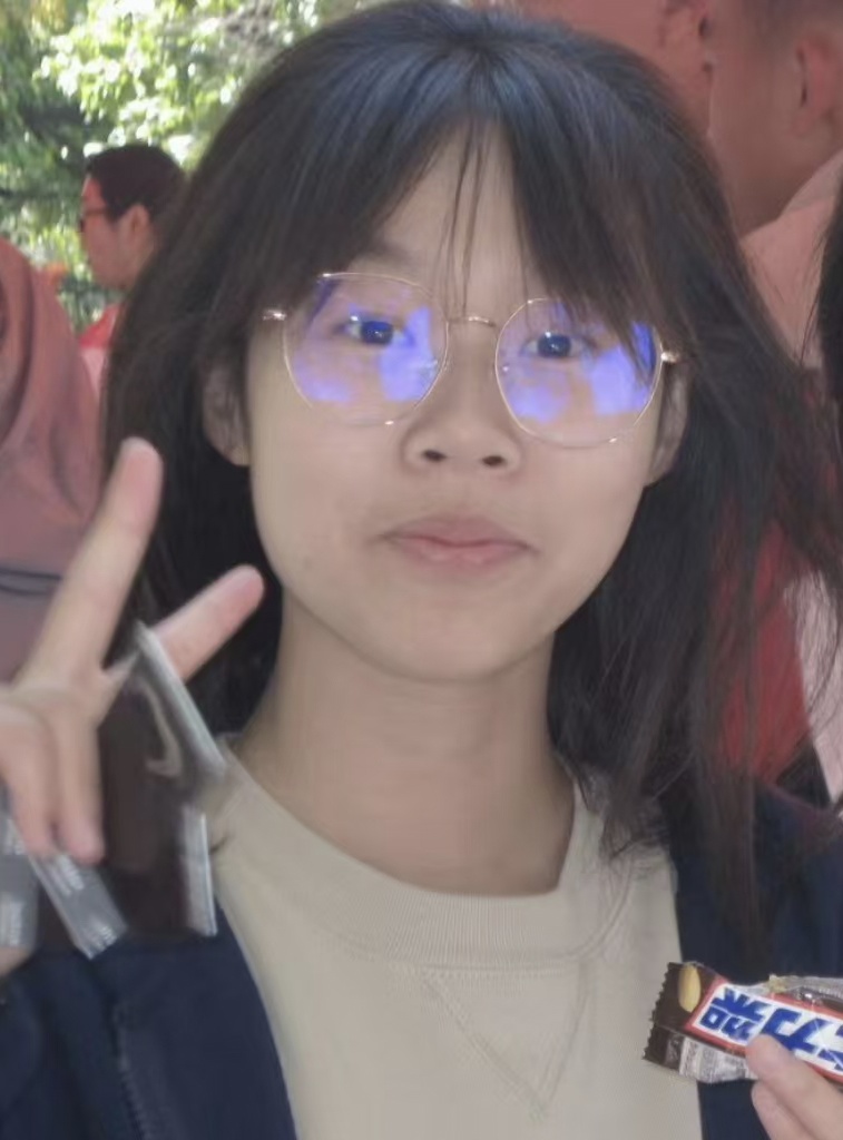 楠黎思宁