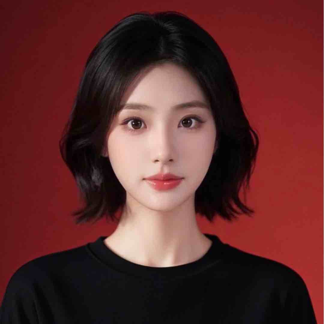 龙柚伊-