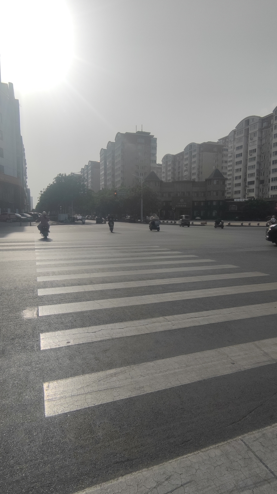 男大卖破烂