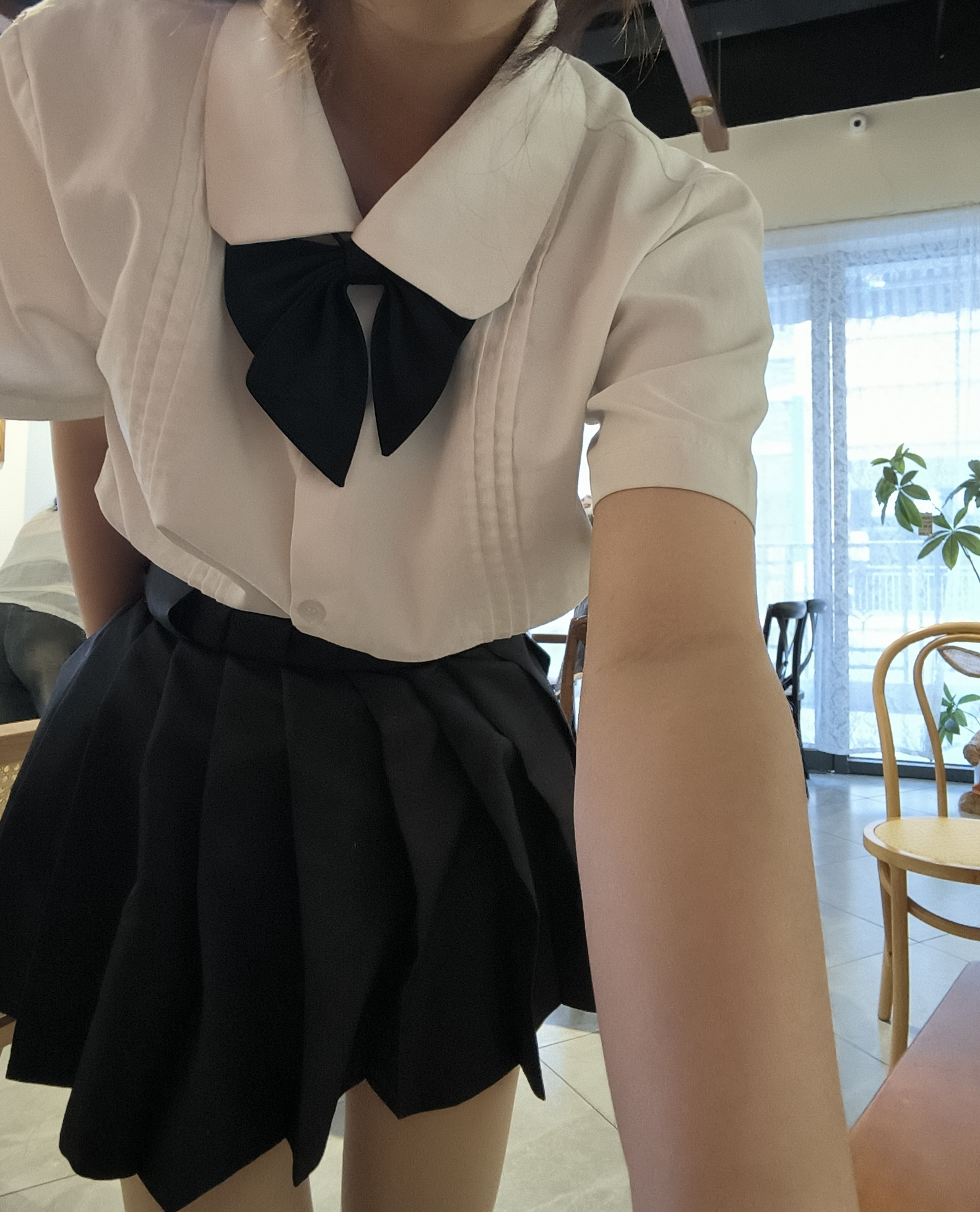 小若爱吃草莓