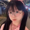 女大学生