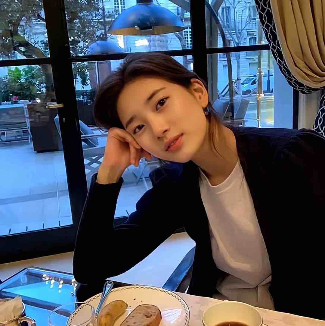 三三很无奈