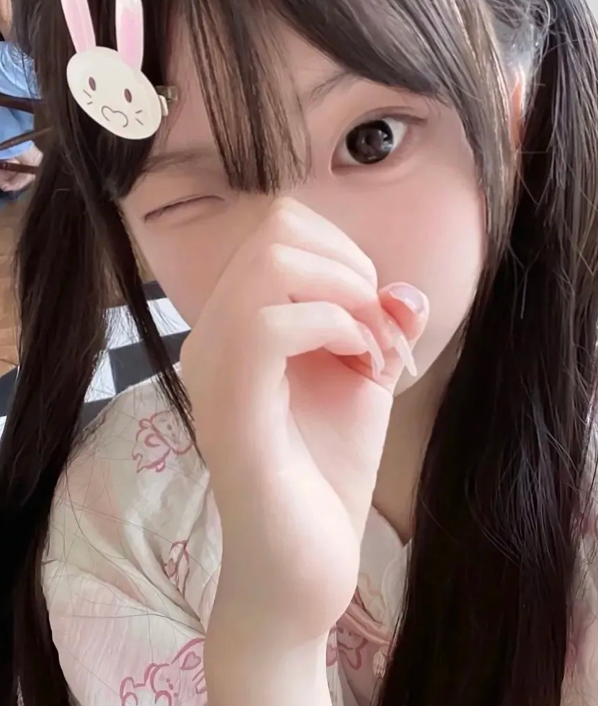 纯兔喵m