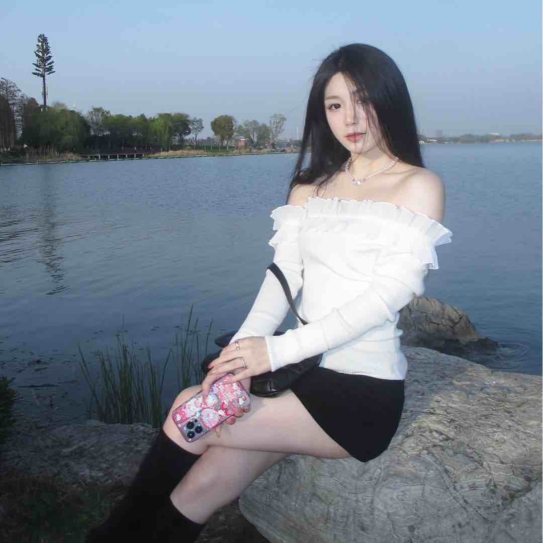 椰椰爱闻jojo