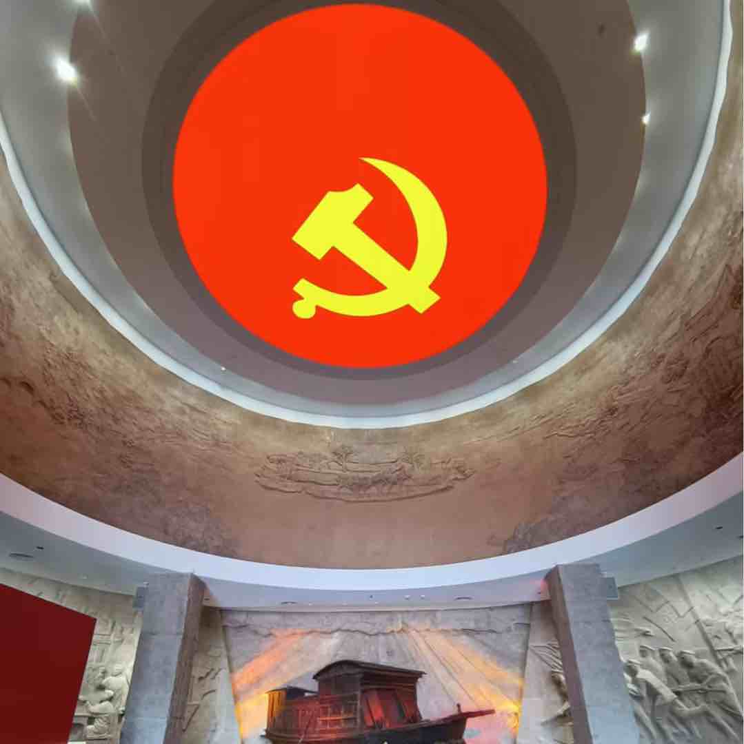 女大想买小蛋糕