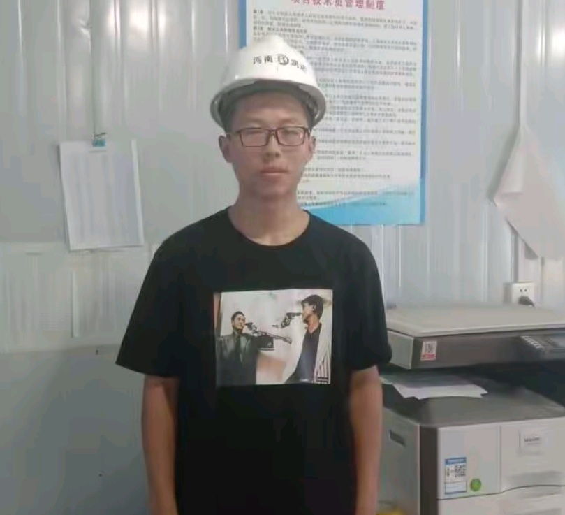 搬砖小能手