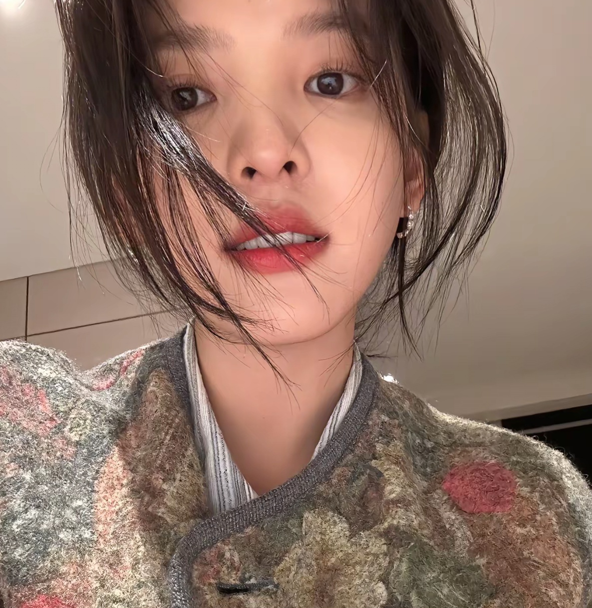女大秒发秒收