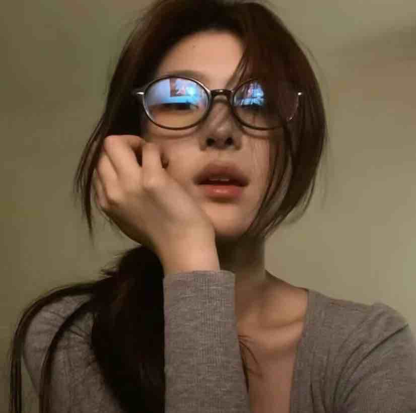 你说谁小短腿