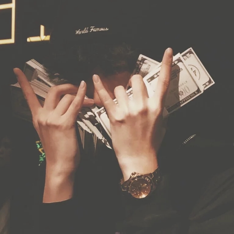 大梦一场只愿随风散