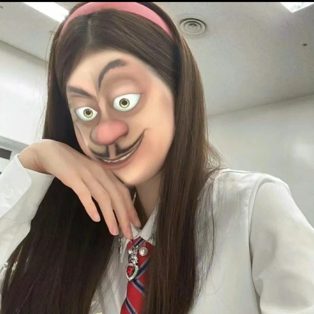 村花玩左轮-