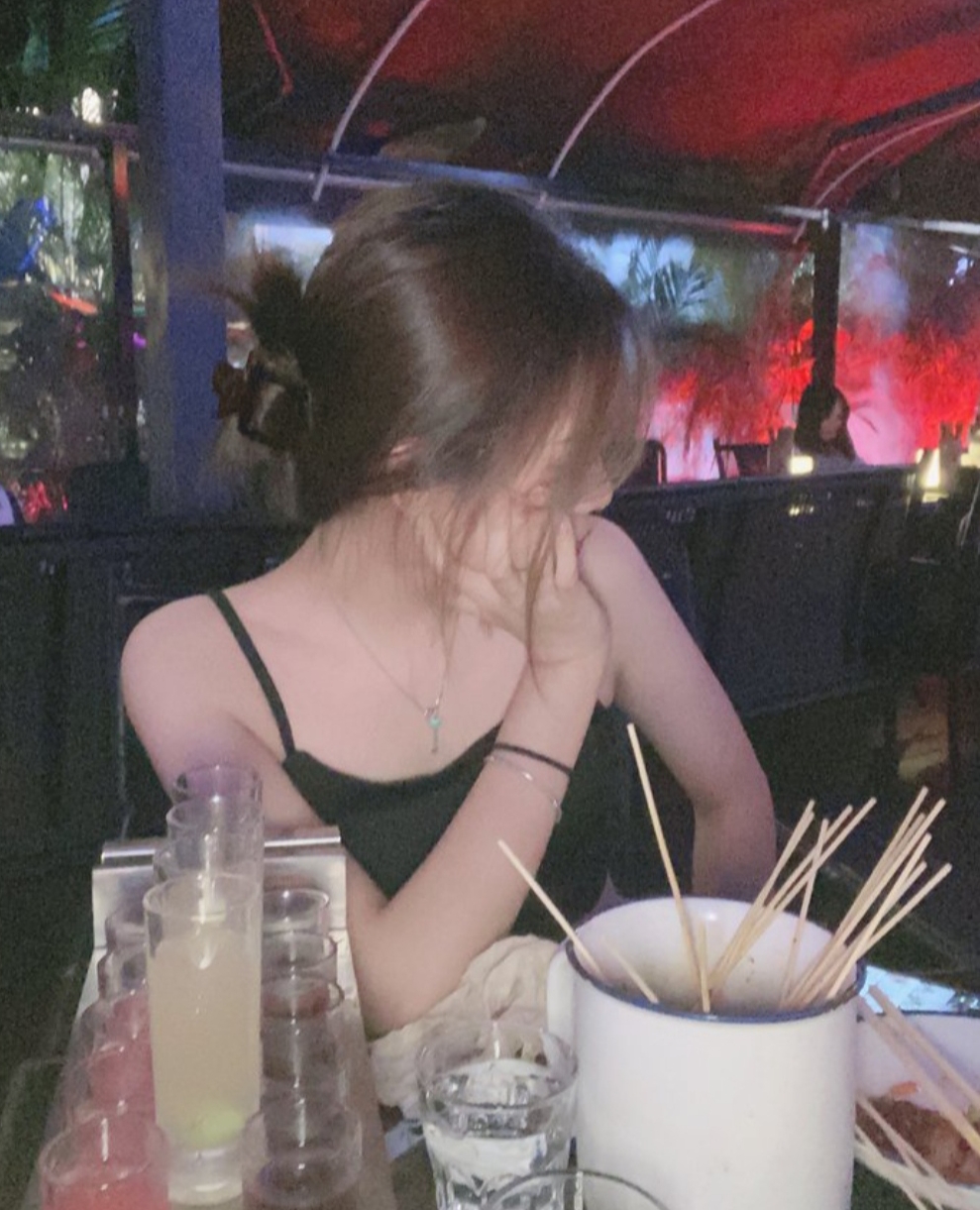 纯情女大学生